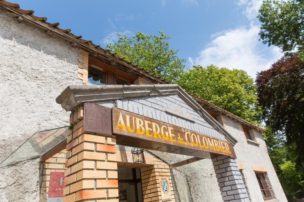 Logis - Auberge Du Colombier Guînes المظهر الخارجي الصورة